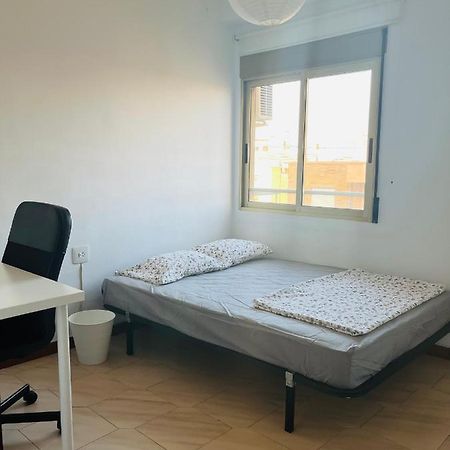 Bonita Habitacion En Piso Compartido, Benimaclet Valencia Bagian luar foto